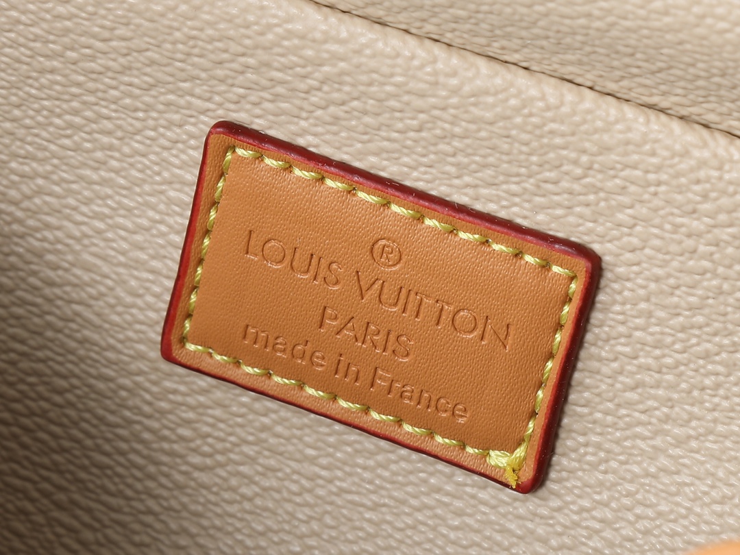 LOUIS VUITTON ルイヴィトン Locker Dopp Kit ハンドバッグ N00151 M12688