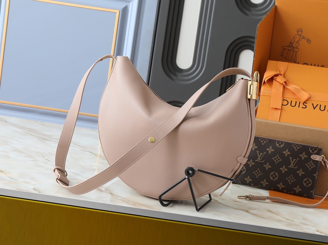 LOUIS VUITTON ルイヴィトン Low Key Cookie ショルダーバッグ