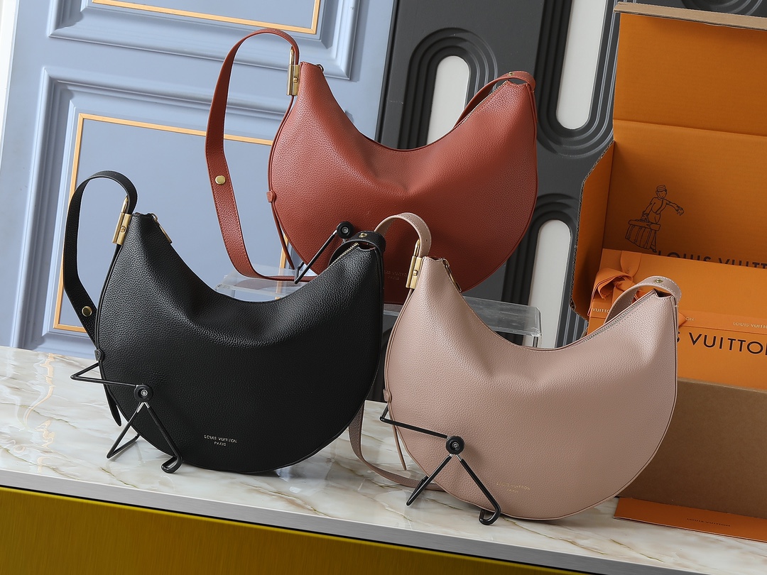 LOUIS VUITTON ルイヴィトン Low Key Cookie ショルダーバッグ