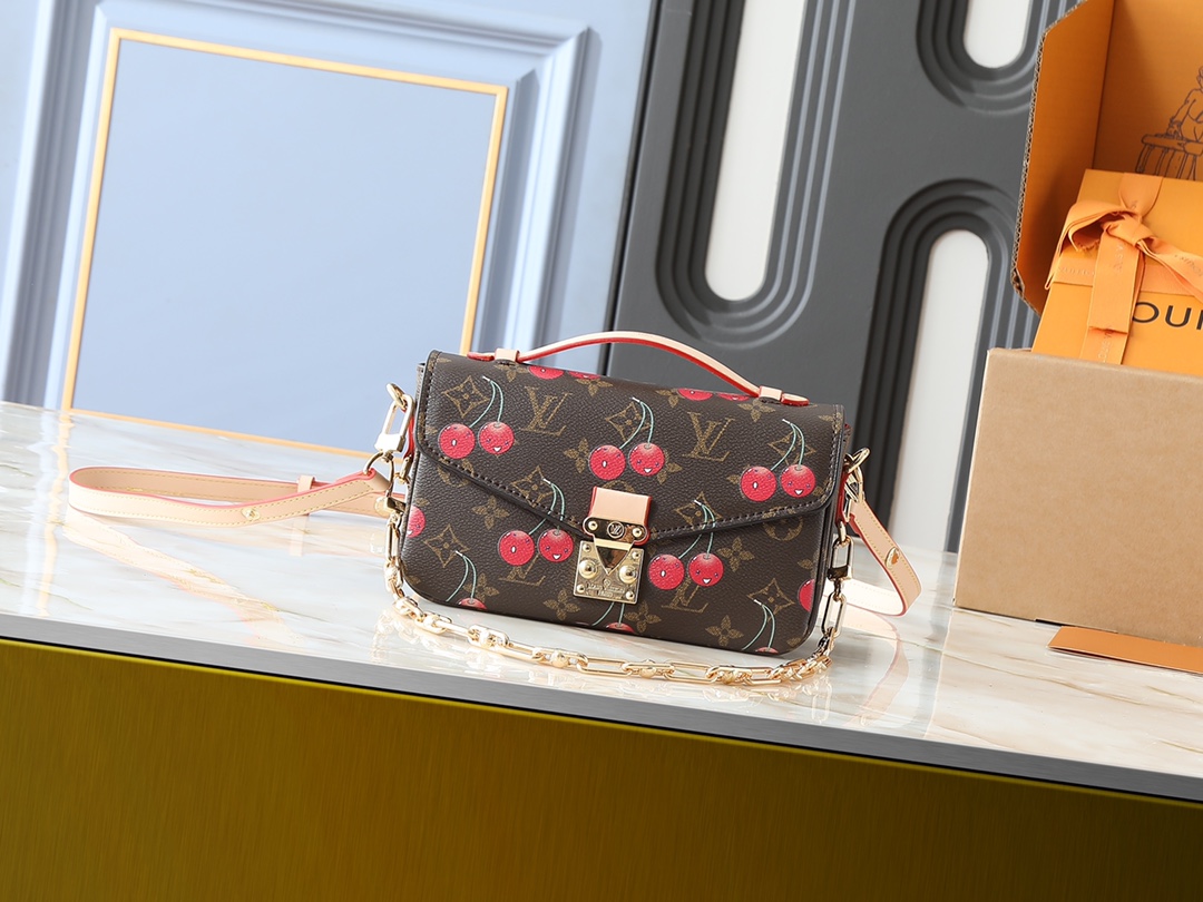 LOUIS VUITTON ルイヴィトン Pochette Métis East West ショルダーバッグ