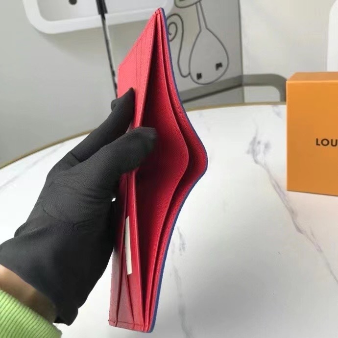 LOUIS VUITTON（ルイヴィトン）NBA x LV MULTIPLE 財布 M80105