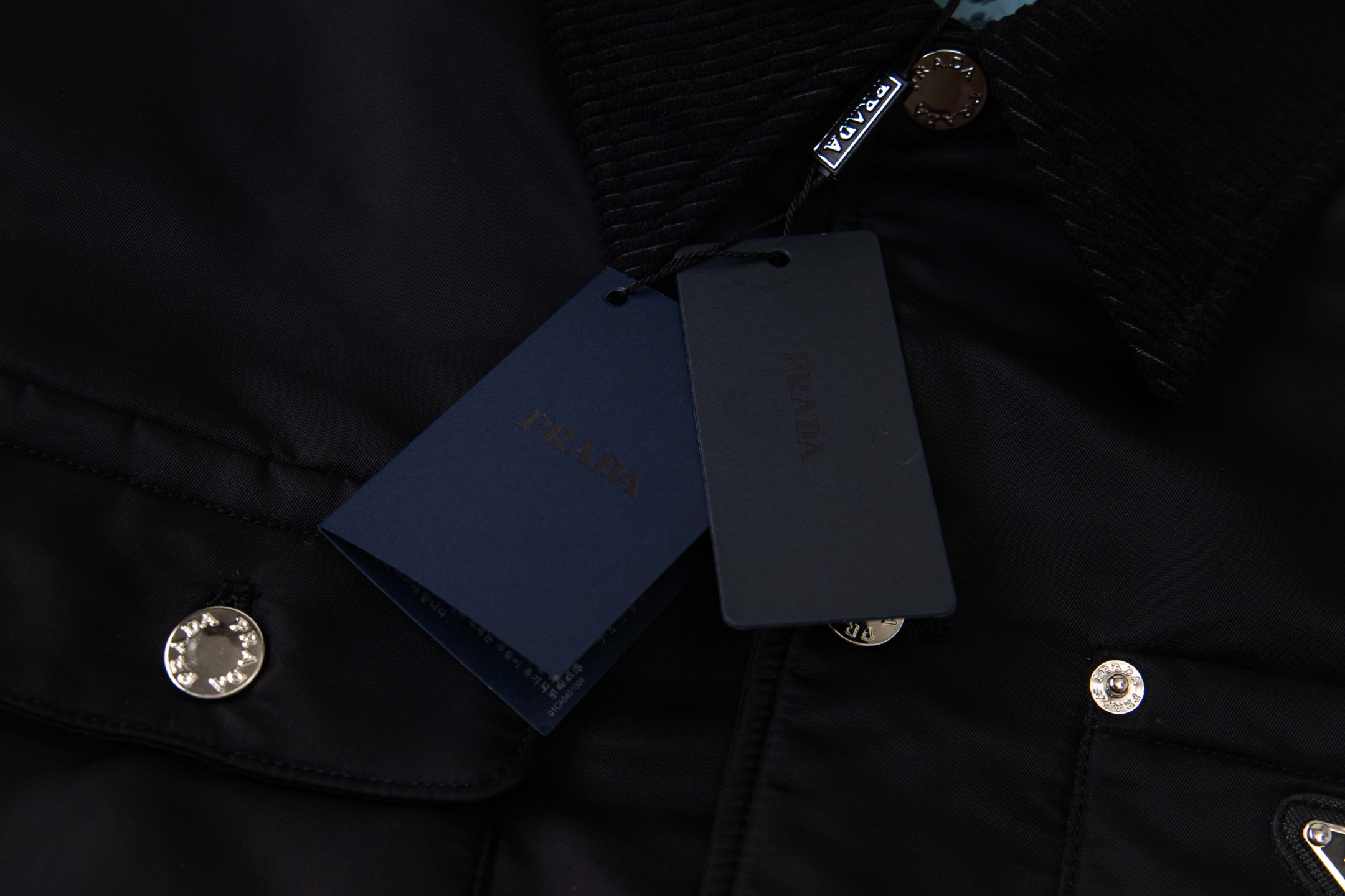 【PRADA公式旗艦店】プラダ ジャケット 綿入り ご好評に付き再入荷！