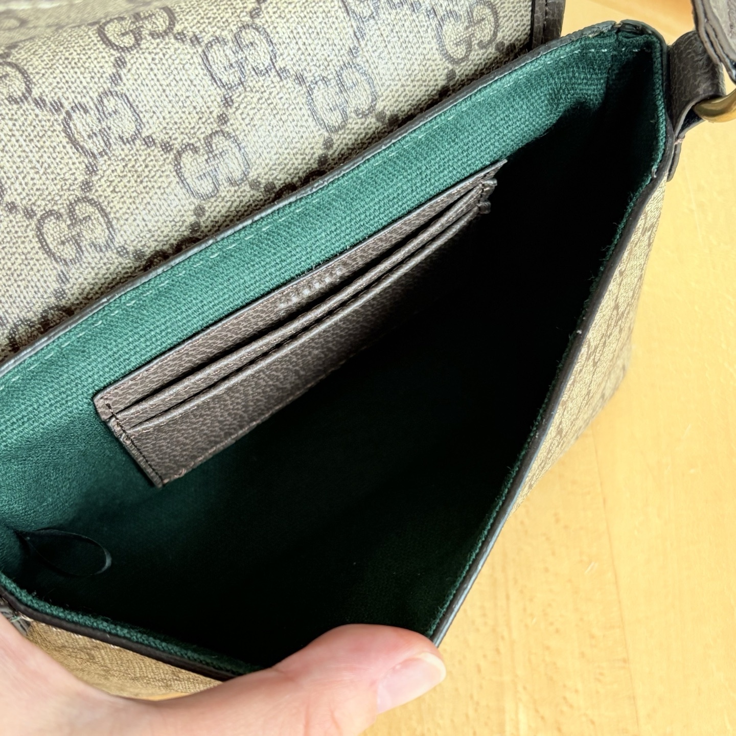 【GUCCI公式旗艦店】グッチ 大人気 クロスボディバッグ ★完売確実の売れ筋★