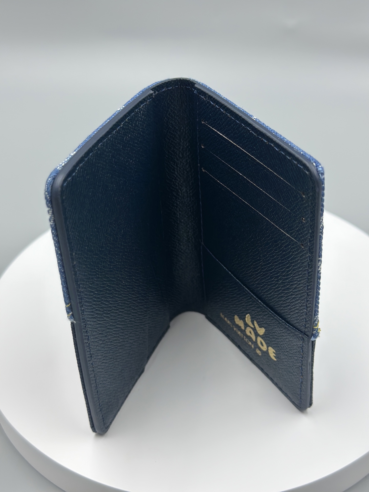 LOUIS VUITTON ルイヴィトン LV Nigo 財布 M81015