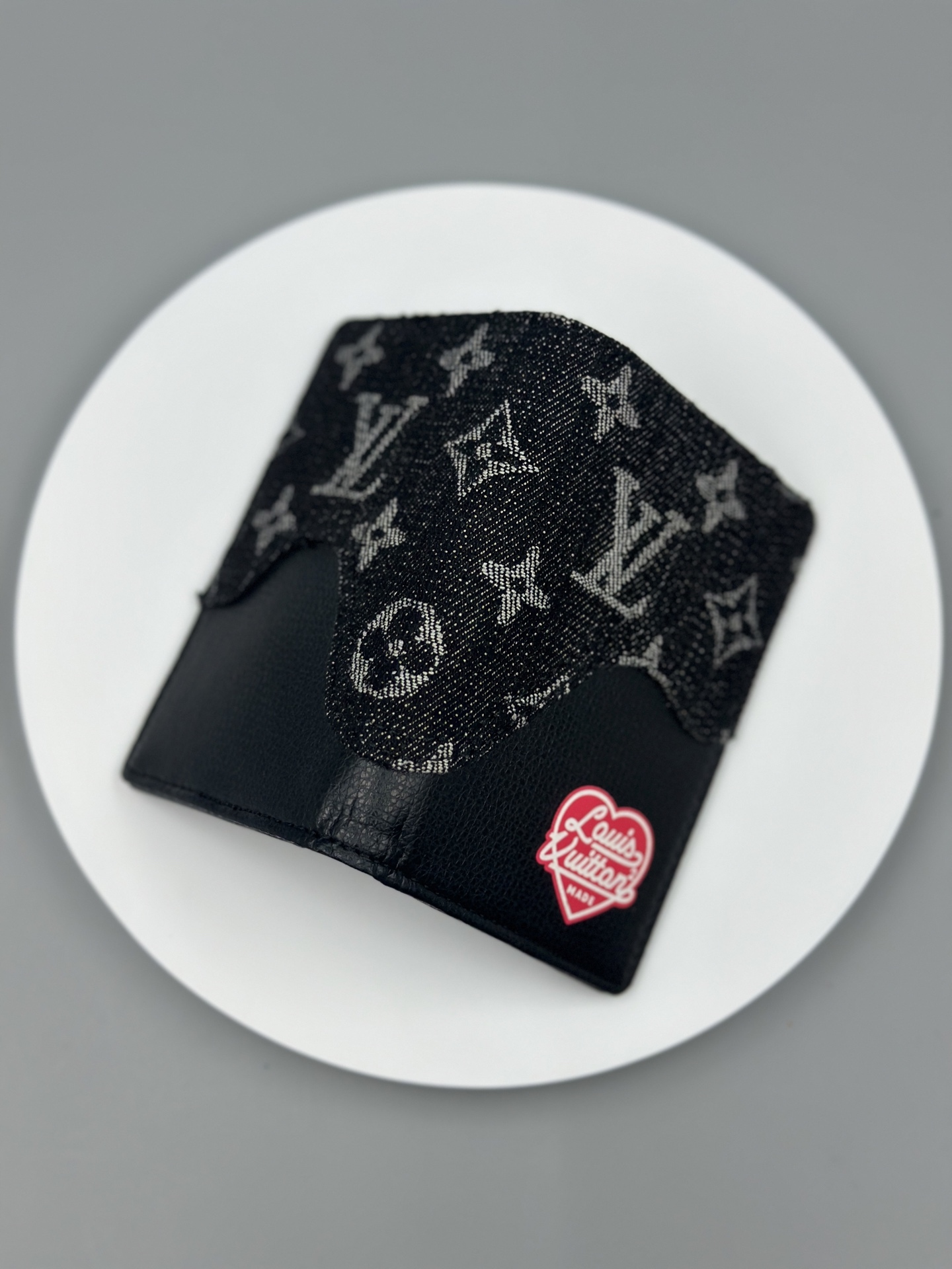 LOUIS VUITTON ルイヴィトン LV Nigo 財布 M81015