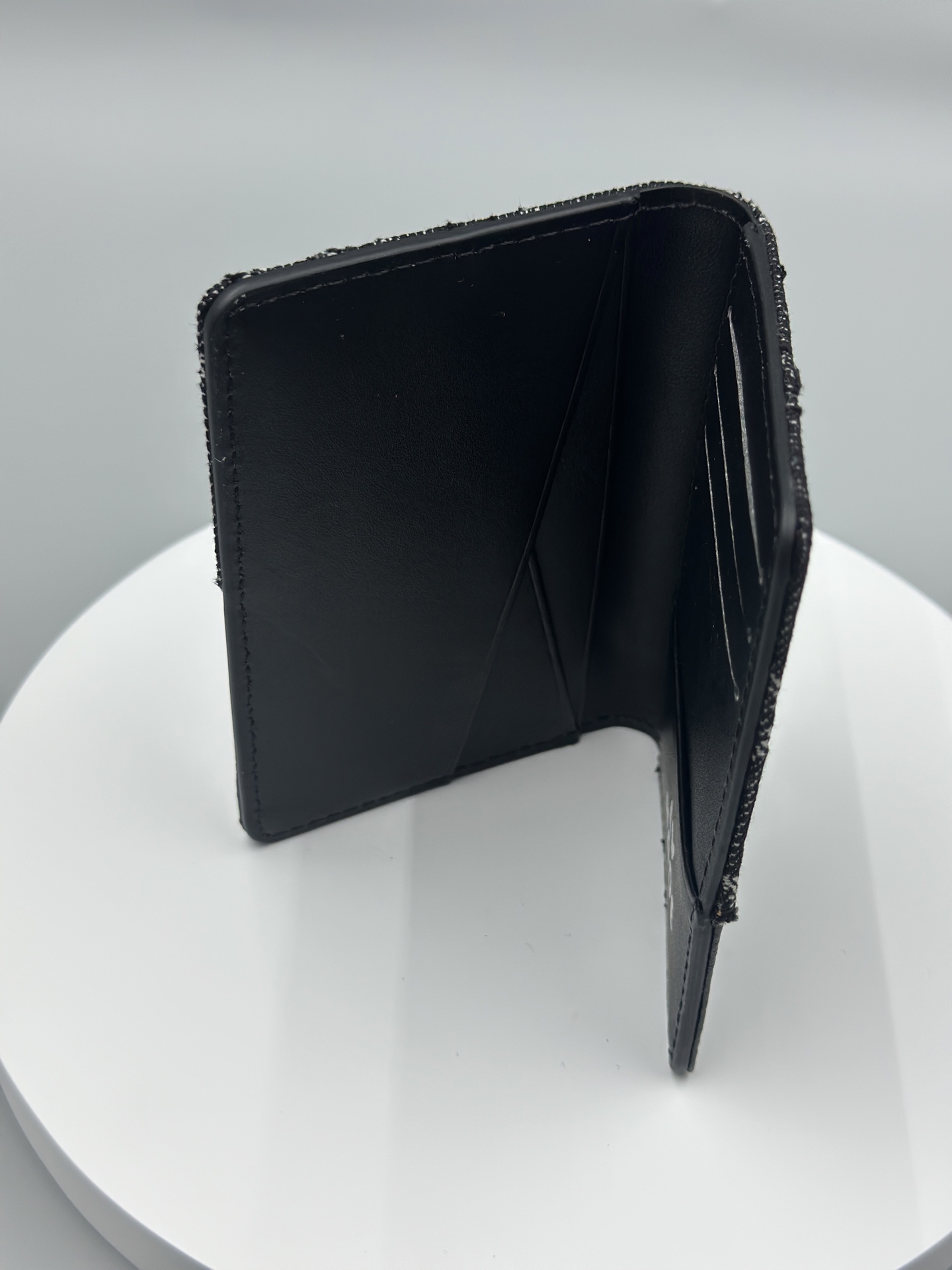 LOUIS VUITTON ルイヴィトン LV Nigo 財布 M81015