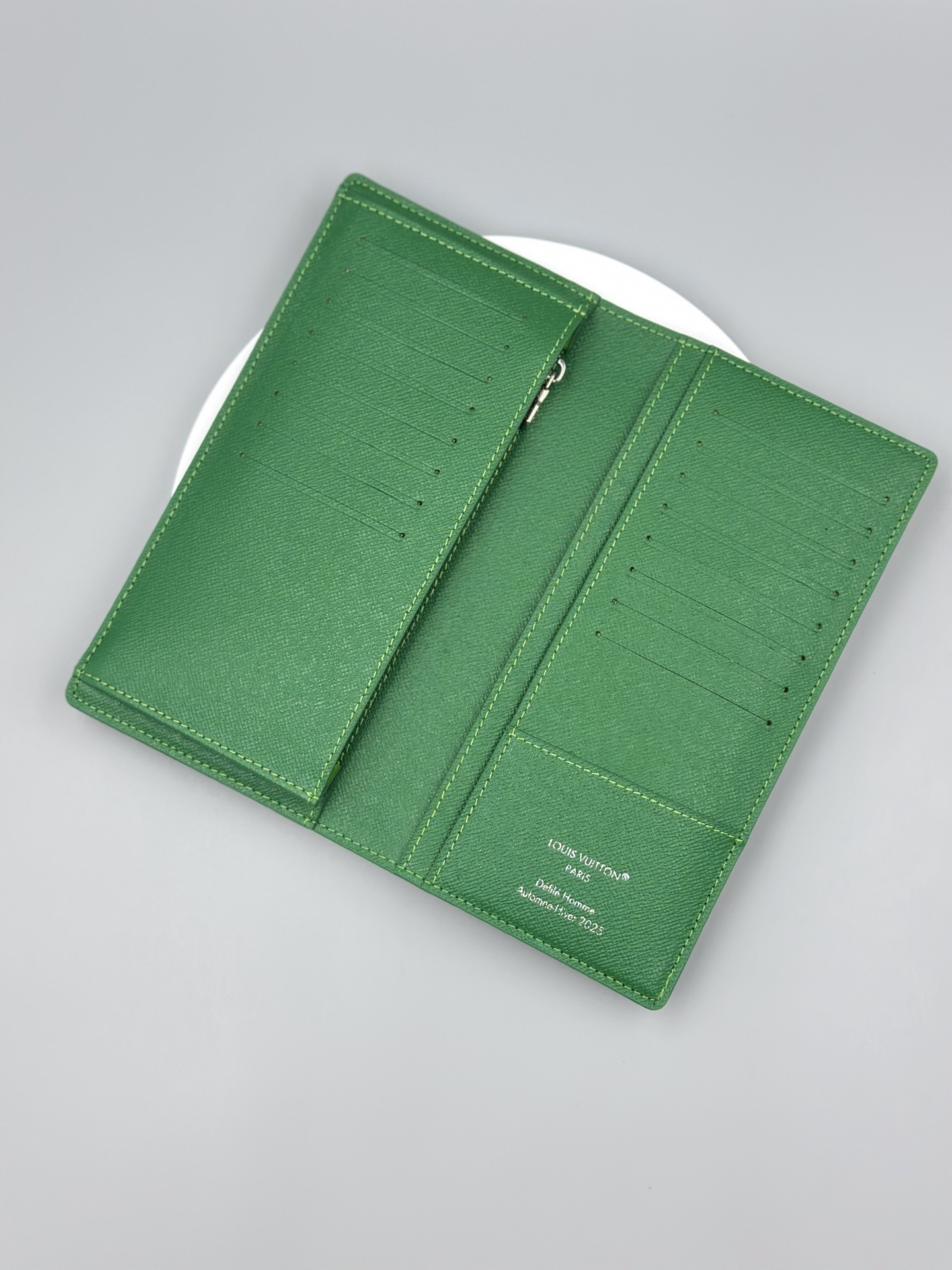 LOUIS VUITTON ルイヴィトン Brazza 財布 M25985