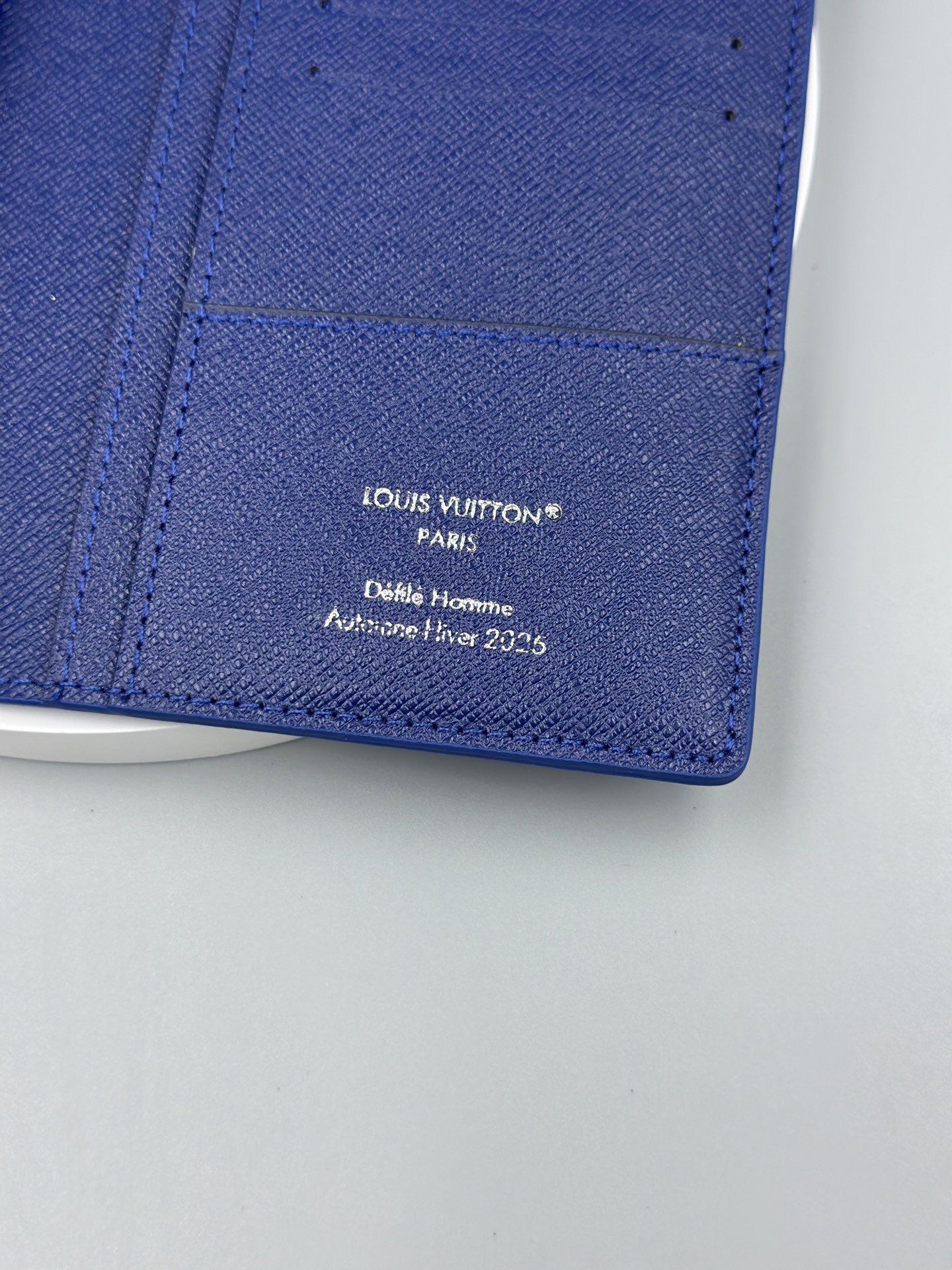 LOUIS VUITTON ルイヴィトン Brazza 財布 M25985