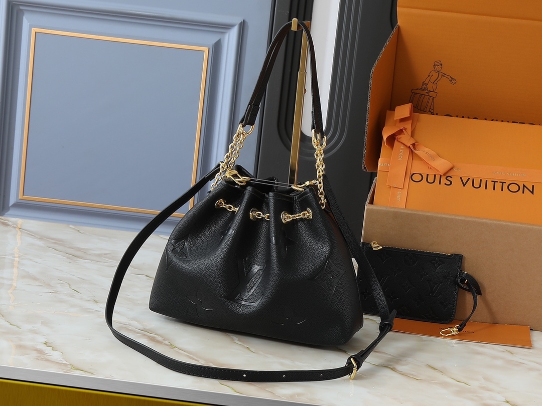 LOUIS VUITTON ルイヴィトン Summer Bundle ショルダーバッグ