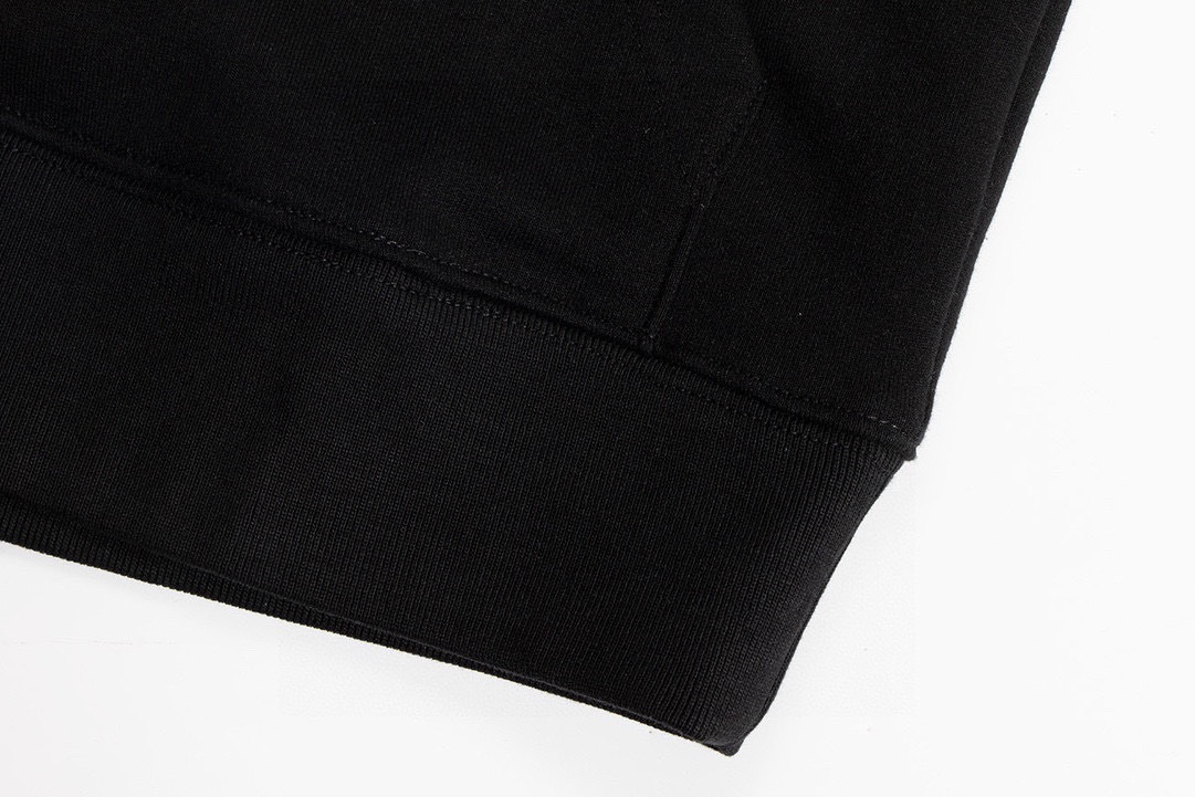 【DIOR】（ディオール ）パーカー 即日出荷 ご好評に付き再入荷！