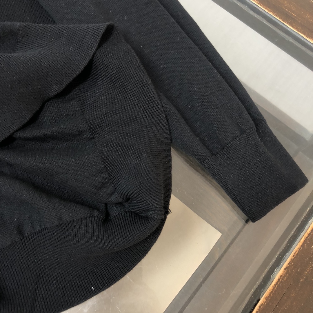 ★人気★【STONE ISLAND旗艦店】★ニットセーター★