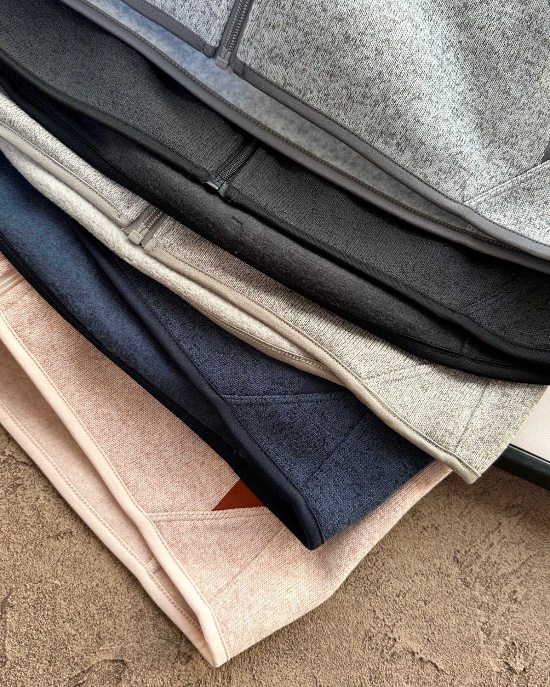 【ARC'TERYX旗艦店】COVERT CARDIGAN ジャケット ご好評に付き再入荷！