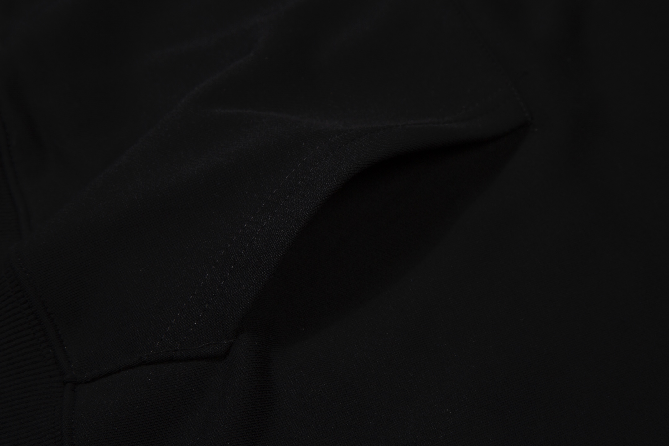 【GIVENCHY】刺繍パーカー