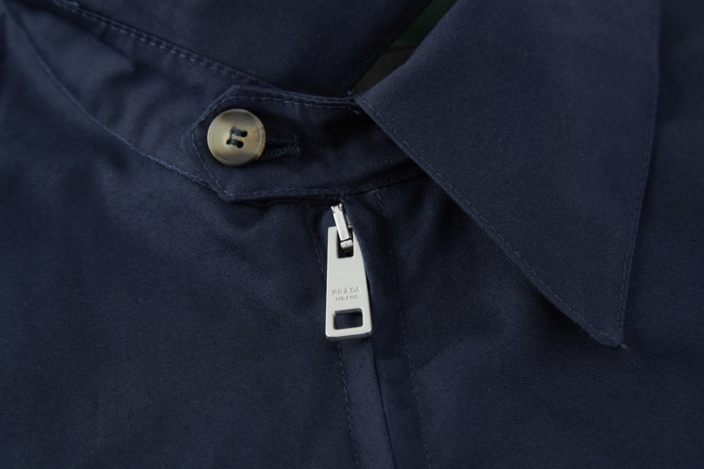 【PRADA旗艦店】プラダ ラムウールジャケット ご好評に付き再入荷！