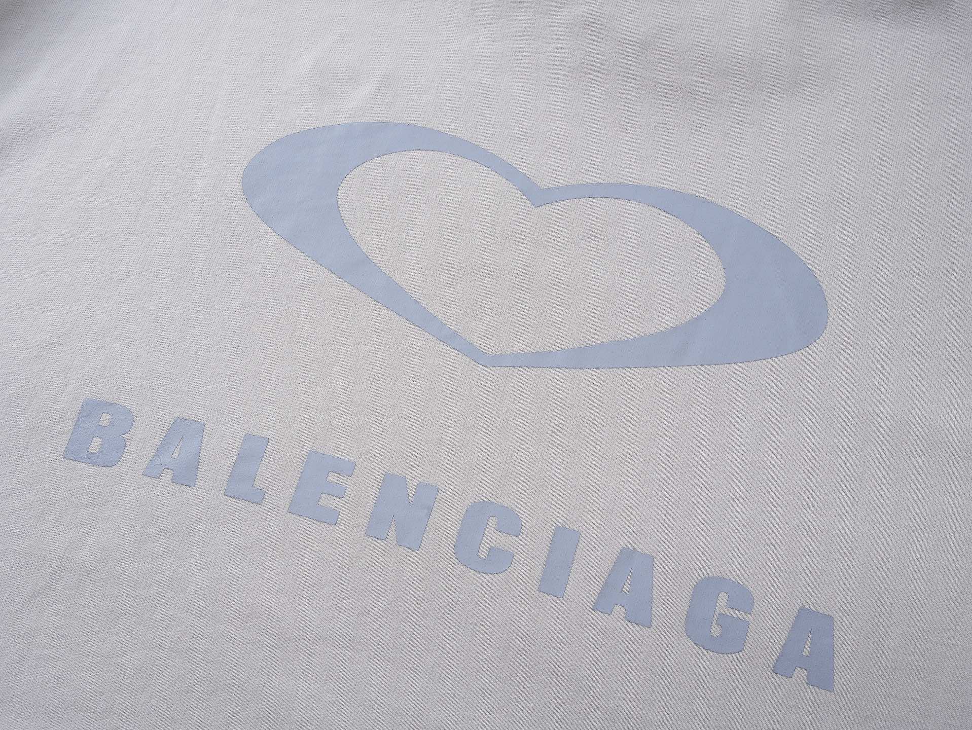【BALENCIAGA】パーカー
