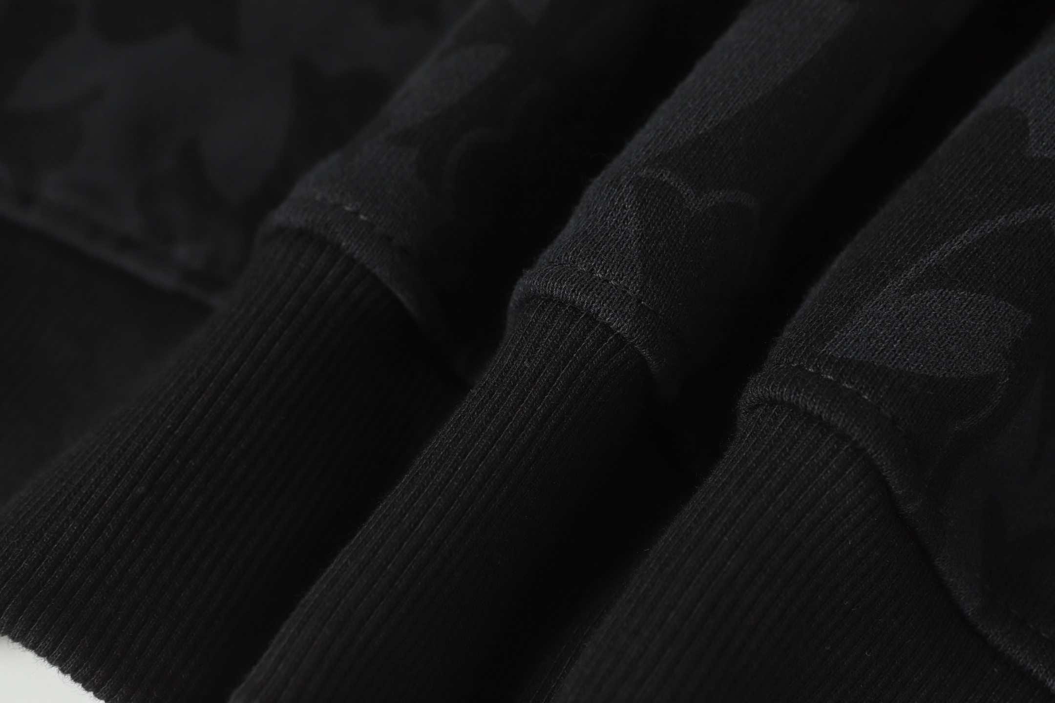 【CHROME HEARTS】パーカー