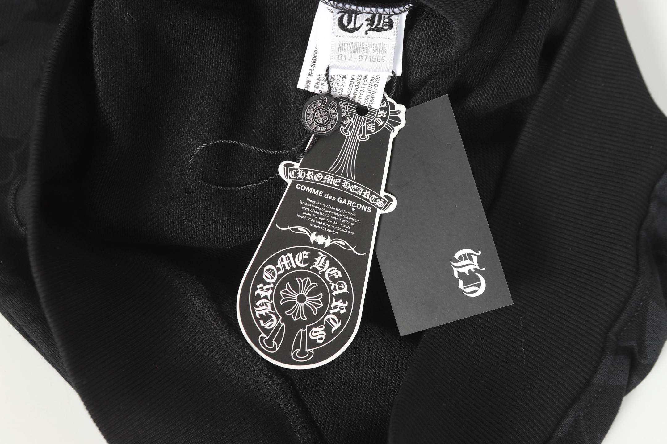 【CHROME HEARTS】パーカー