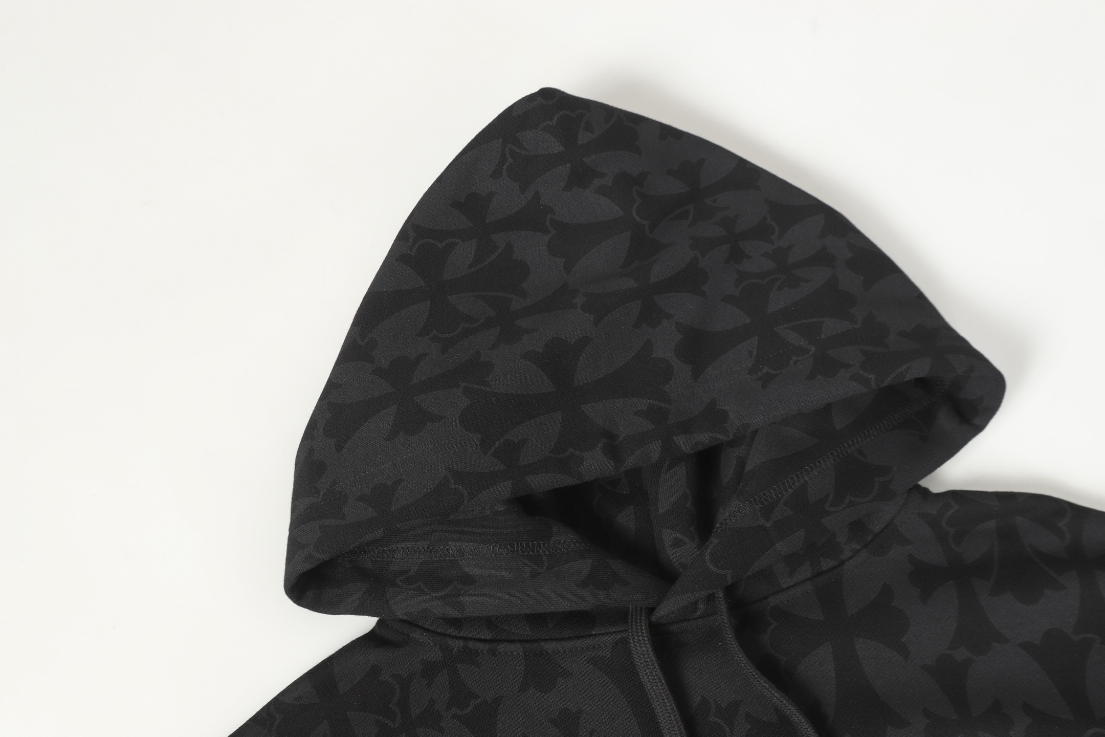【CHROME HEARTS】パーカー