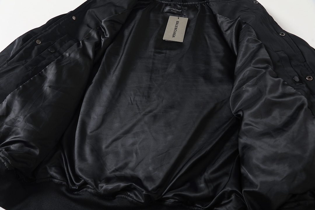 【BALENCIAGA旗艦店】バレンシアガ 秋冬 ジャケット ご好評に付き再入荷！