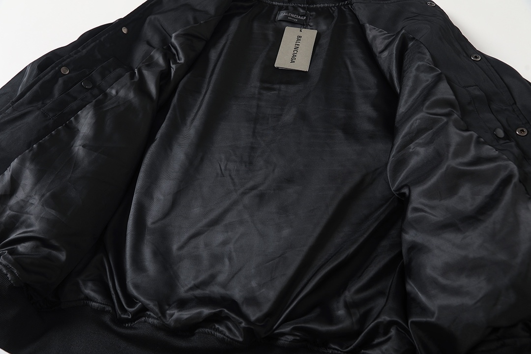 【BALENCIAGA旗艦店】バレンシアガ 秋冬 ジャケット ご好評に付き再入荷！