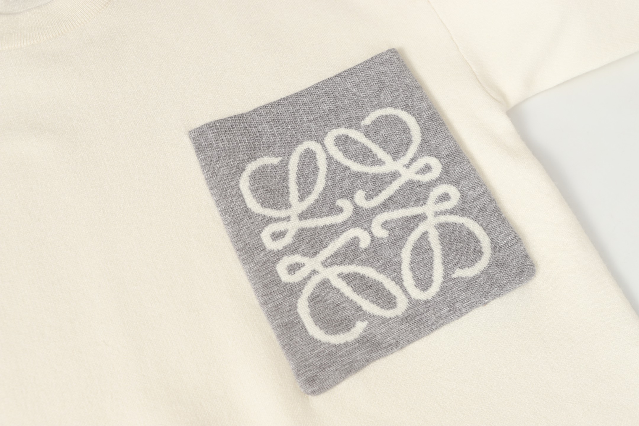 【LOEWE旗艦店】ロエベ セーター 男女兼用 ご好評に付き再入荷！