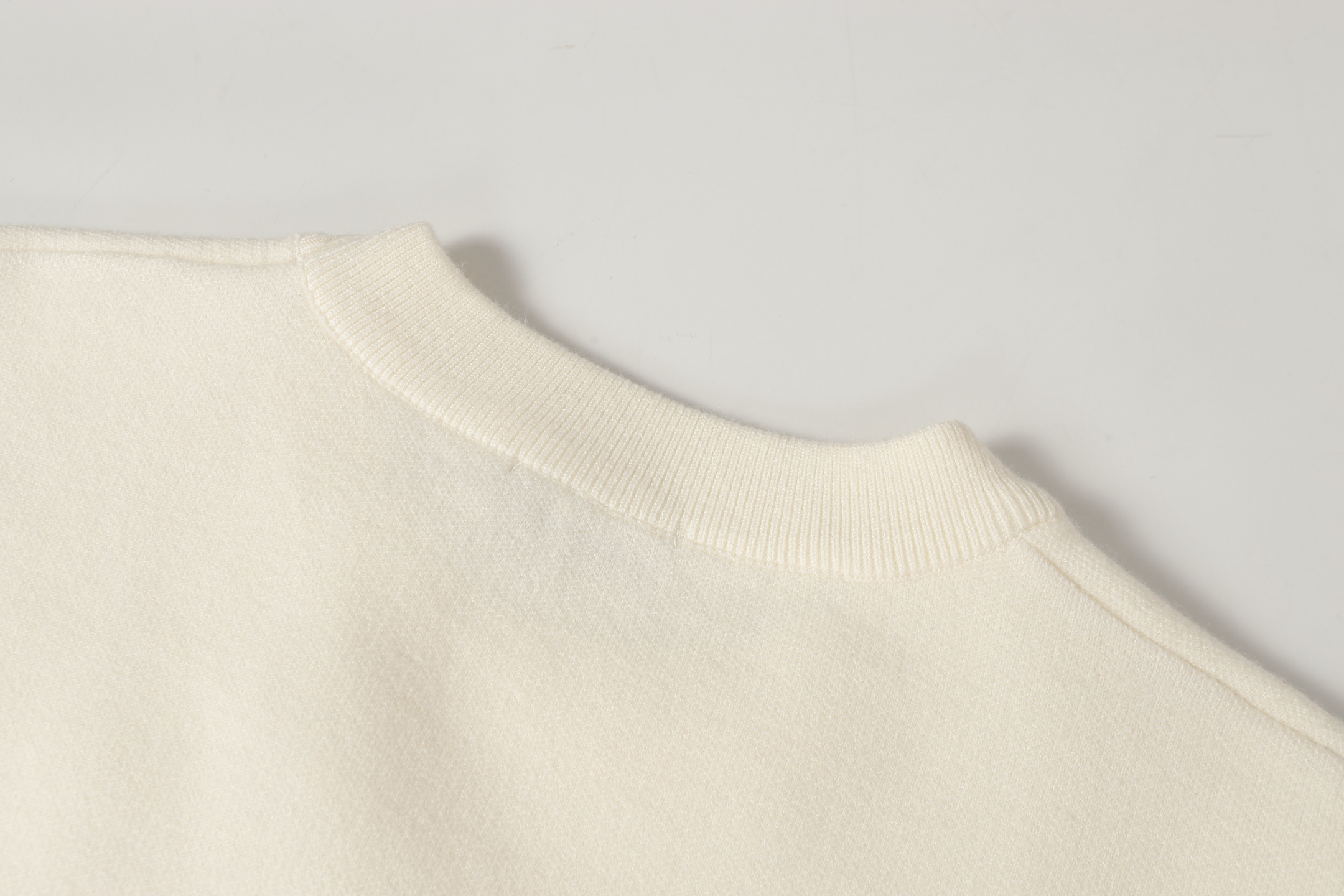 【LOEWE旗艦店】ロエベ セーター 男女兼用 ご好評に付き再入荷！