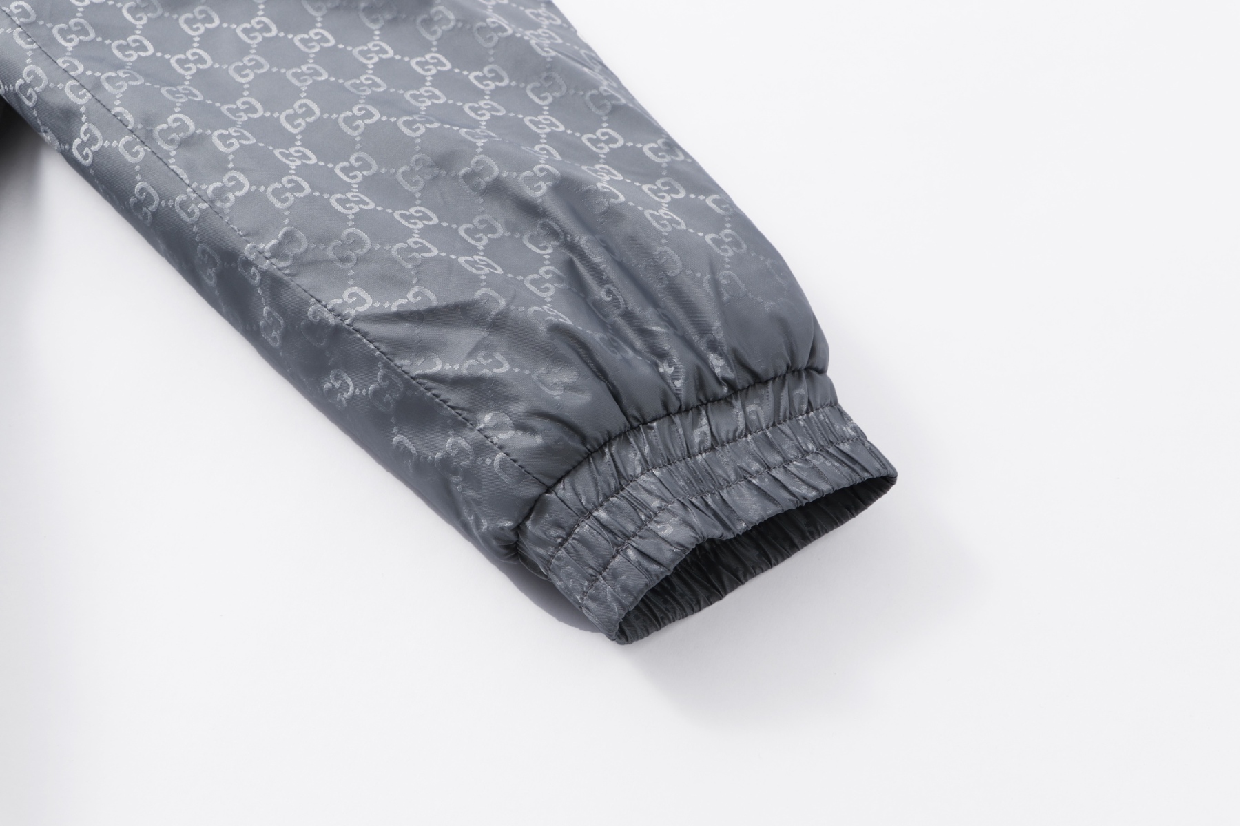 【GUCCI公式旗艦店】グッチ ジャケット ご好評に付き再入荷！