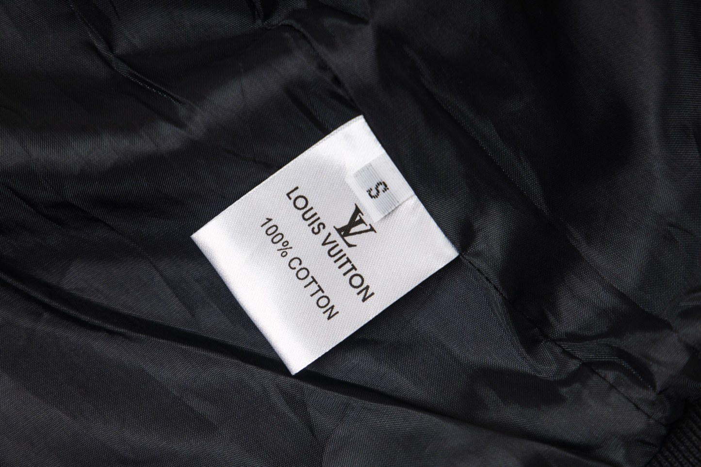 【LOUIS VUITTON旗艦店】ルイヴィトン ジャケット 、ご好評に付き再入荷！