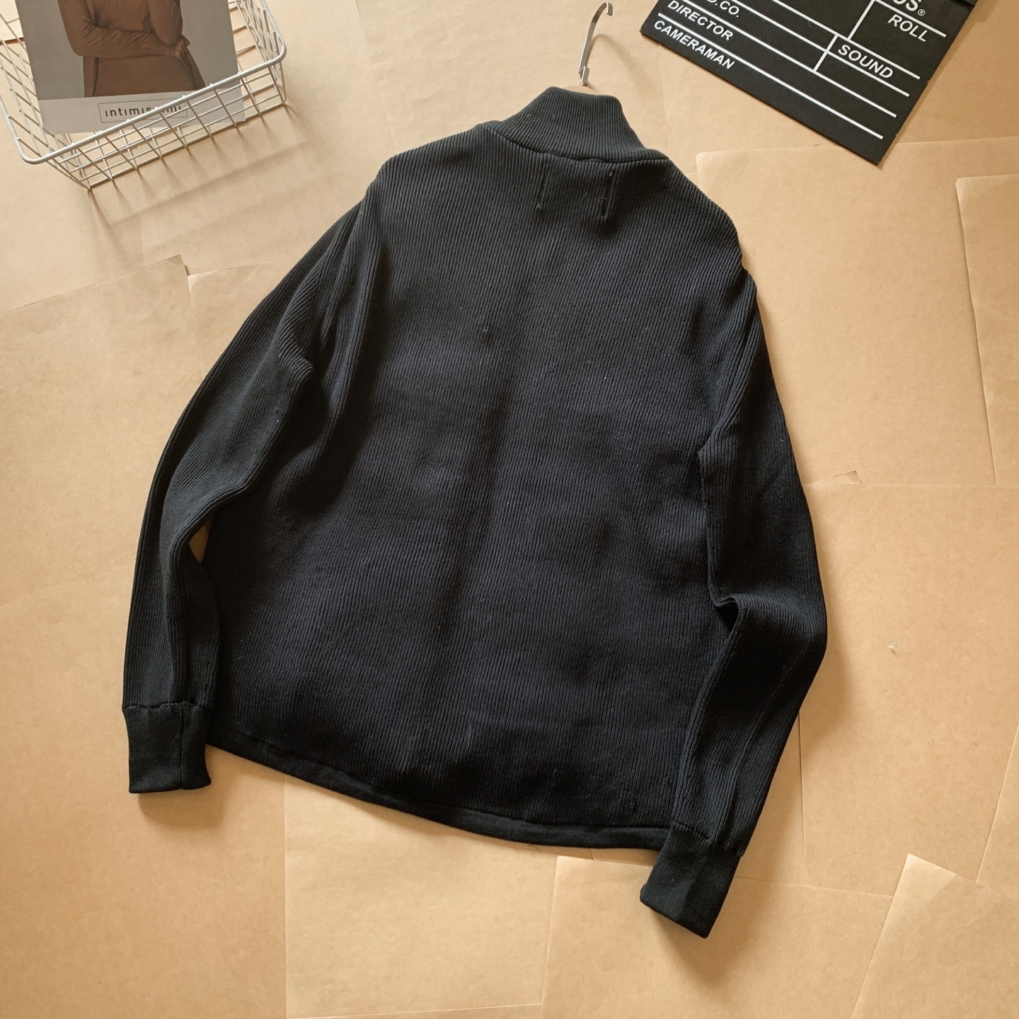 【DIOR旗艦店】（ディオール）ニットダウンジャケット ご好評に付き再入荷！