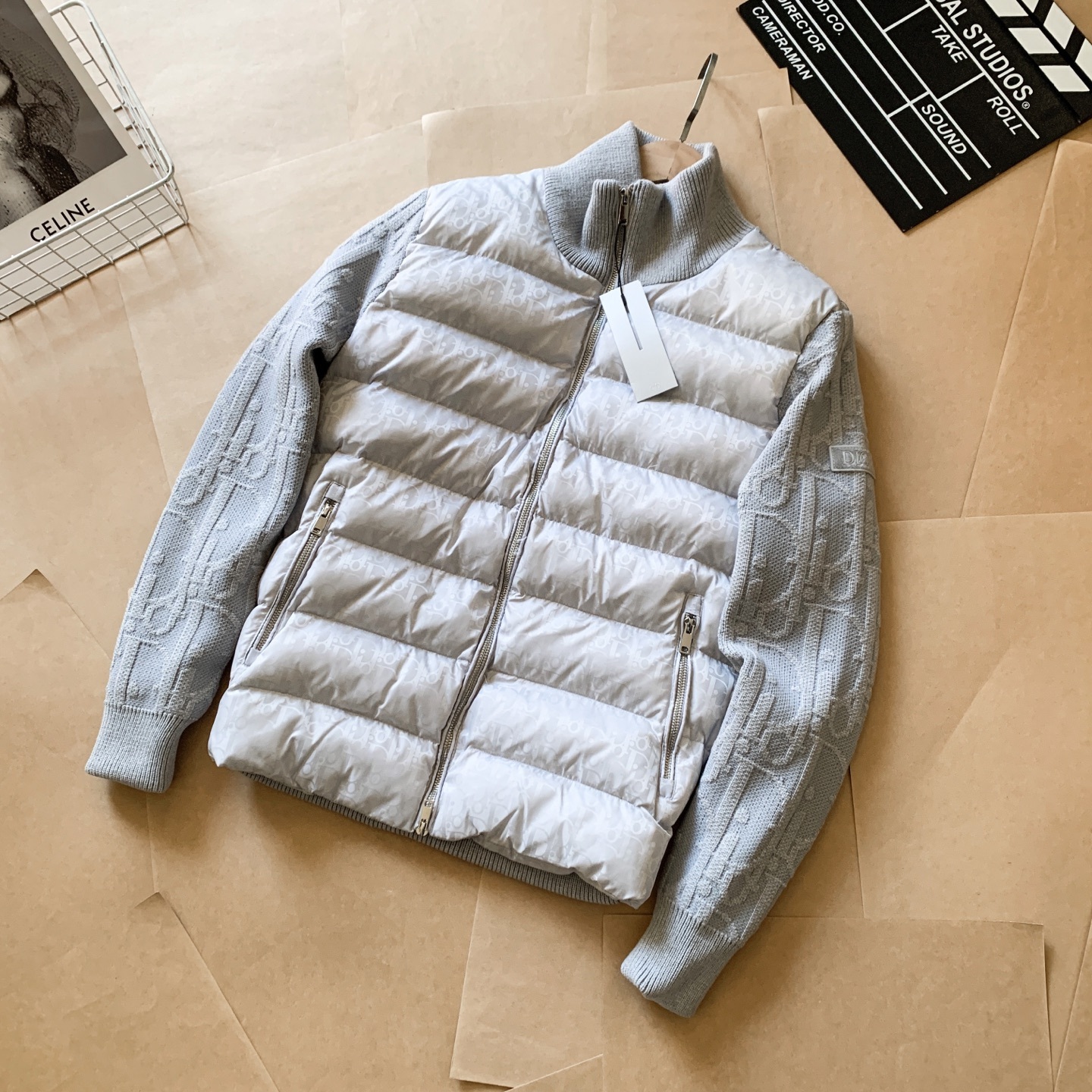 【DIOR旗艦店】（ディオール）ニットダウンジャケット ご好評に付き再入荷！