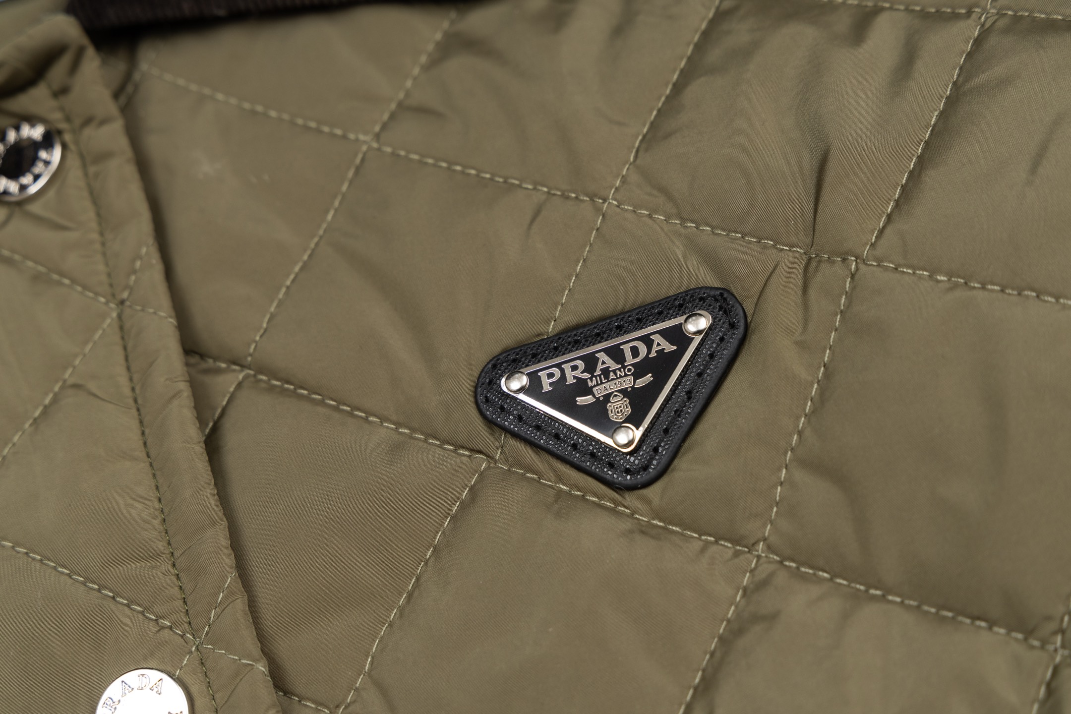 【PRADA旗艦店】プラダ ジャケット ご好評に付き再入荷！