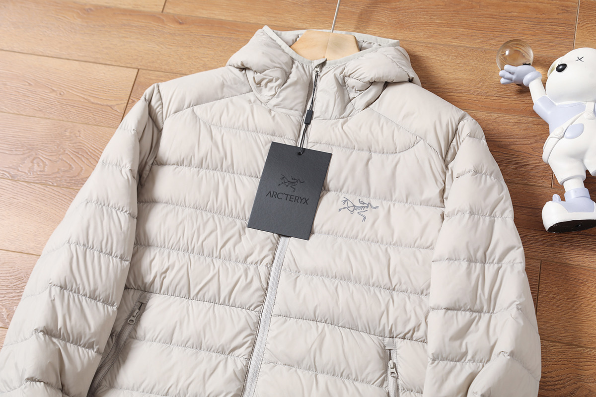 【ARC'TERYX旗艦店】ダウンジャケット 男女兼用 ご好評に付き再入荷！