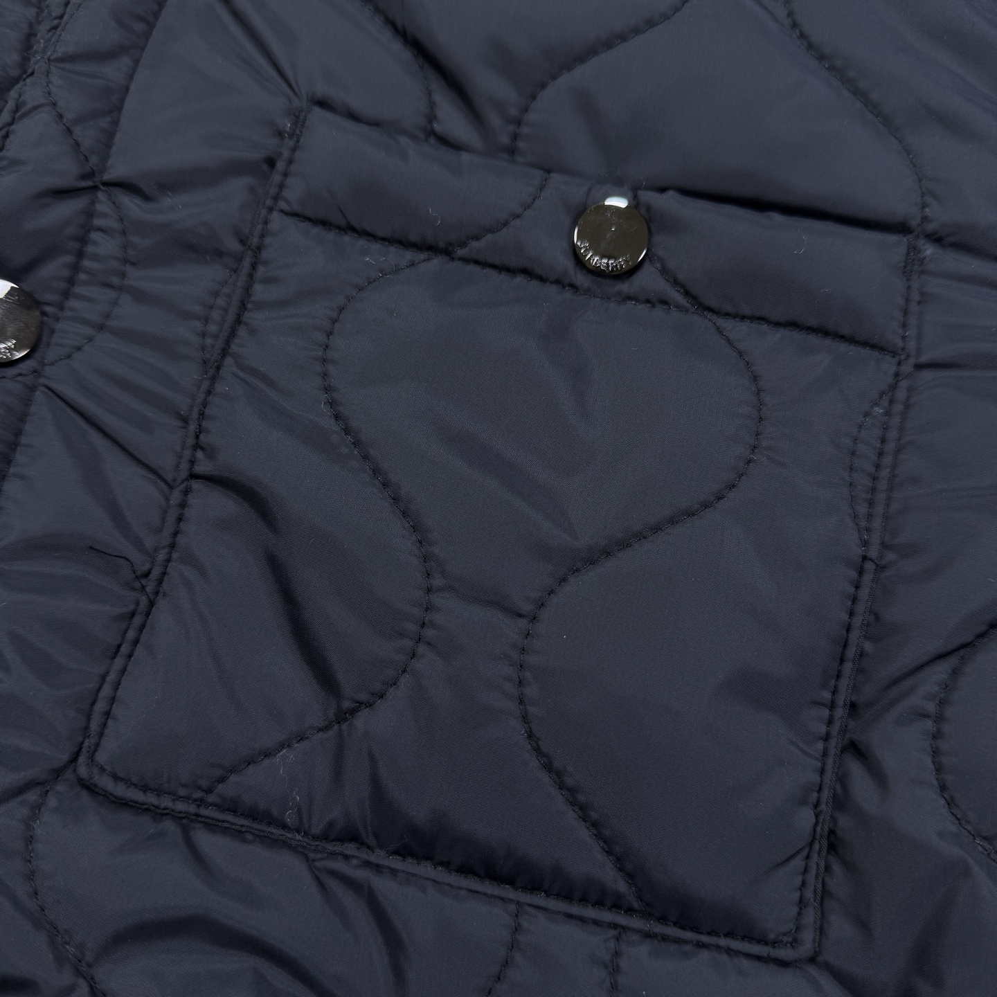 【BURBERRY旗艦店】バーバリー リバーシブル ジャケット 、ご好評に付き再入荷！