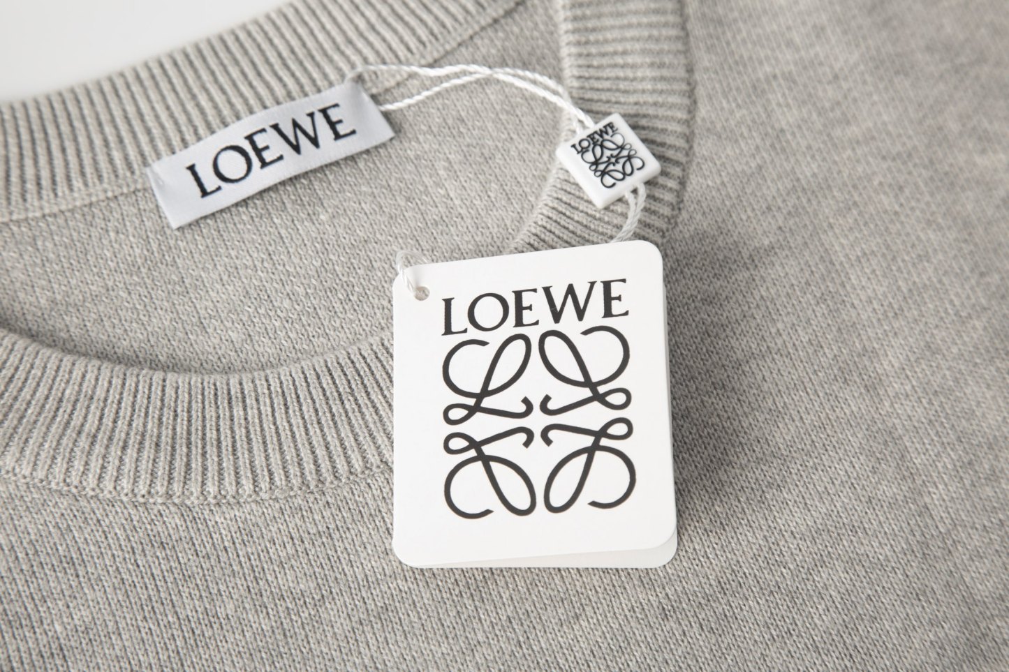 【LOEWE旗艦店】ロエベ セーター 男女兼用 ご好評に付き再入荷！