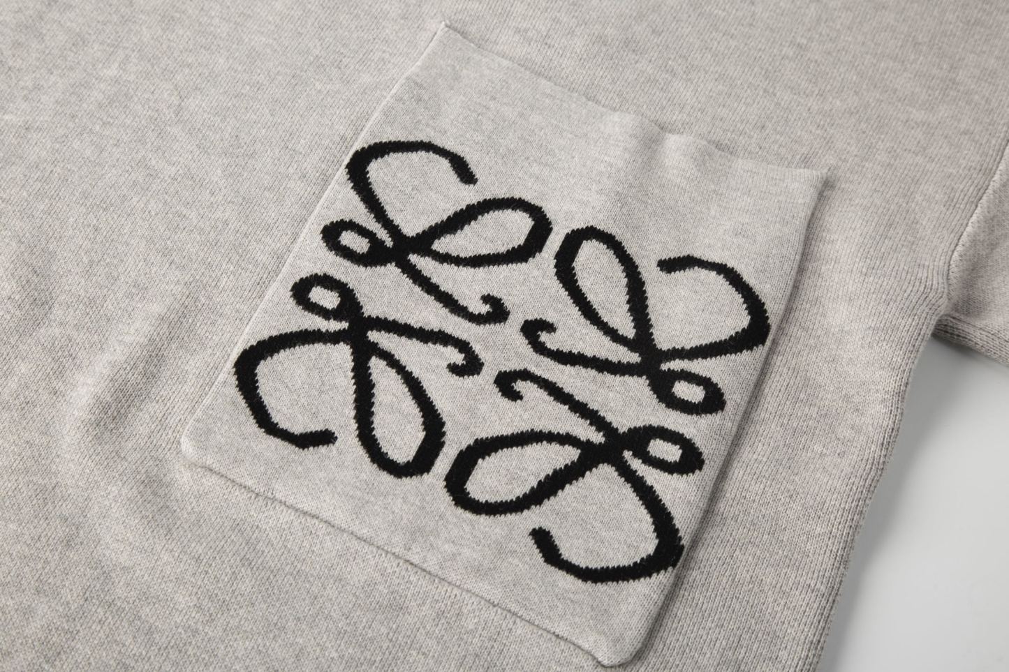 【LOEWE旗艦店】ロエベ セーター 男女兼用 ご好評に付き再入荷！