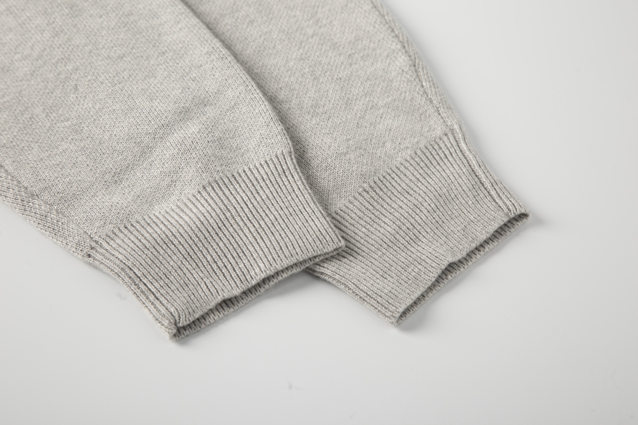 【LOEWE旗艦店】ロエベ セーター 男女兼用 ご好評に付き再入荷！