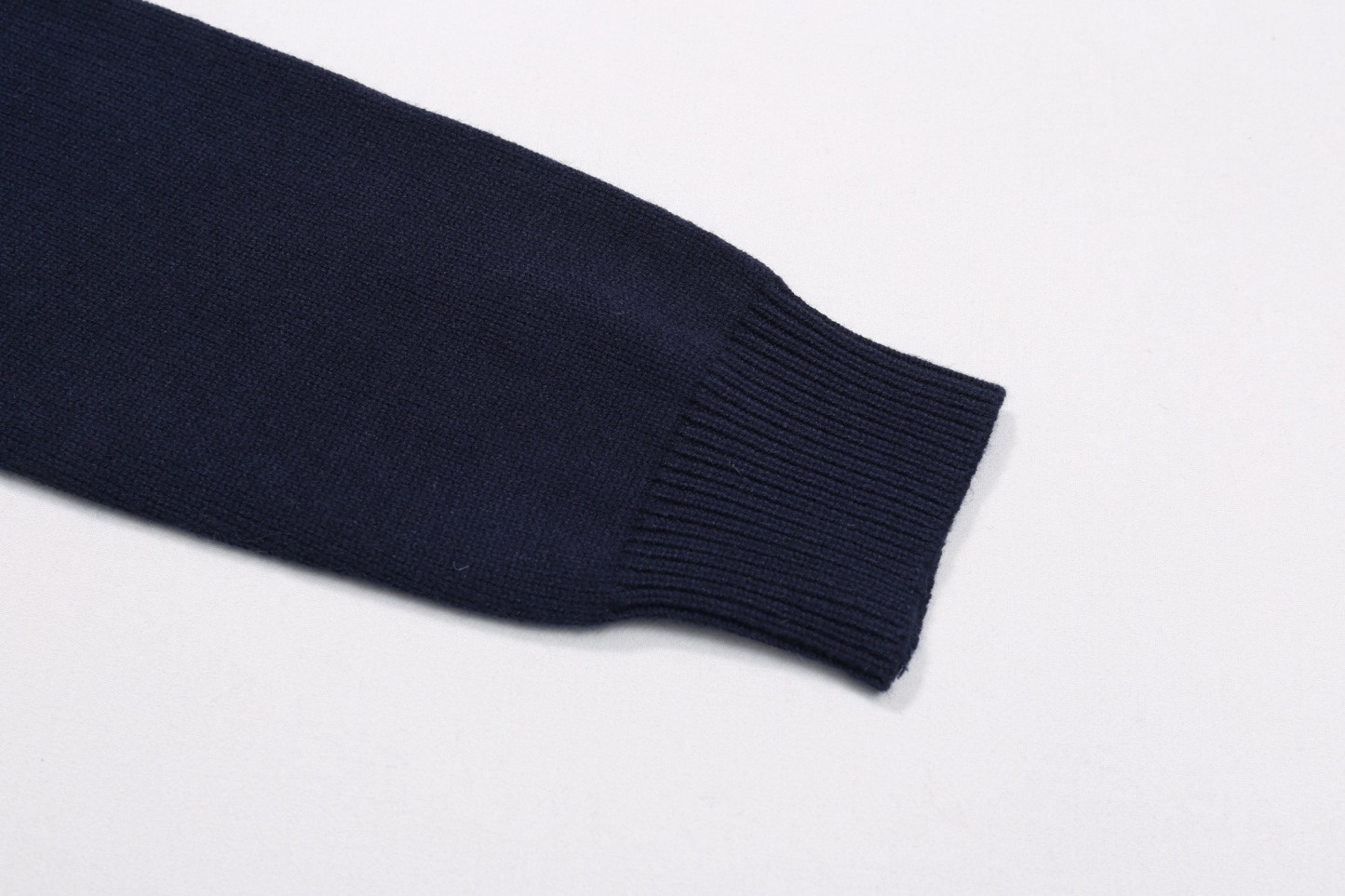 【GUCCI旗艦店】グッチ セーター ご好評に付き再入荷！