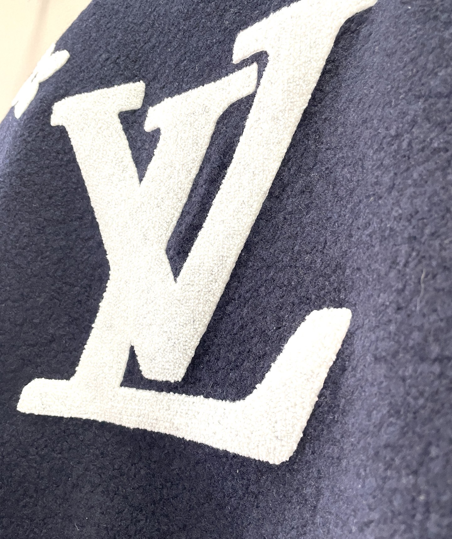 【LOUIS VUITTON旗艦店】ルイヴィトン ジャケット 、ご好評に付き再入荷！