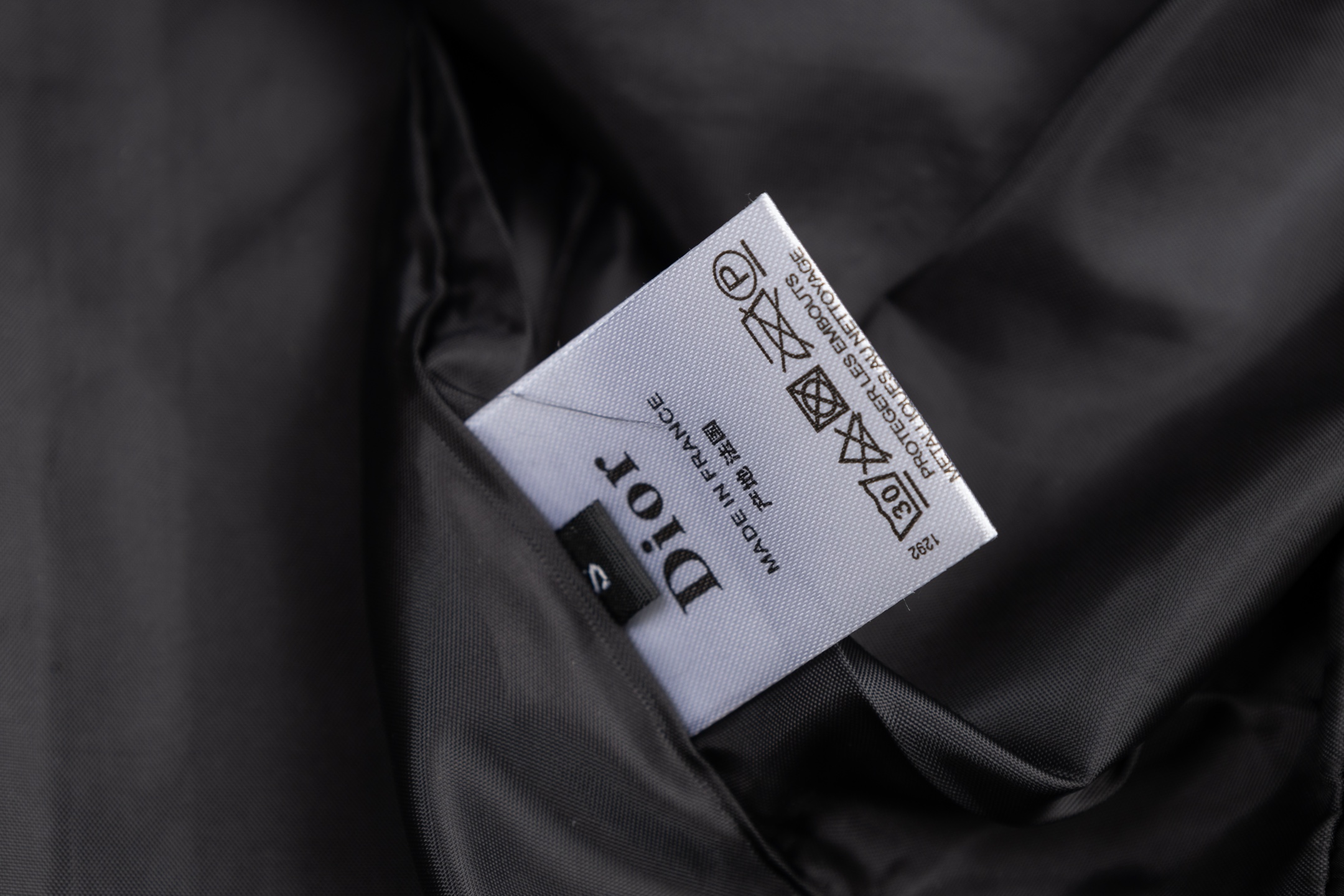 【DIOR公式旗艦店】ディオール ジャケット ご好評に付き再入荷！