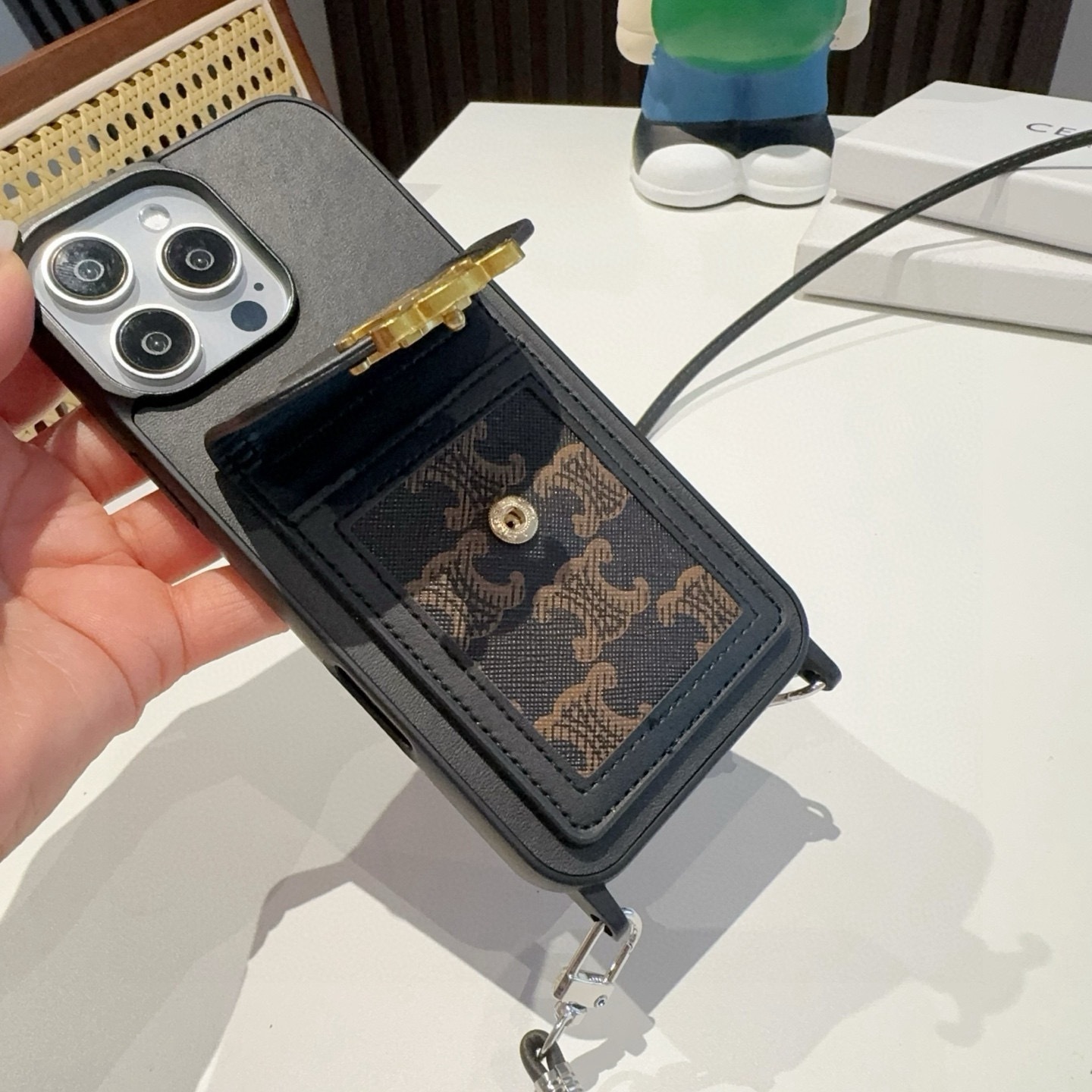 CELINE  セリーヌ スマホケース iPhoneシリーズに適しています