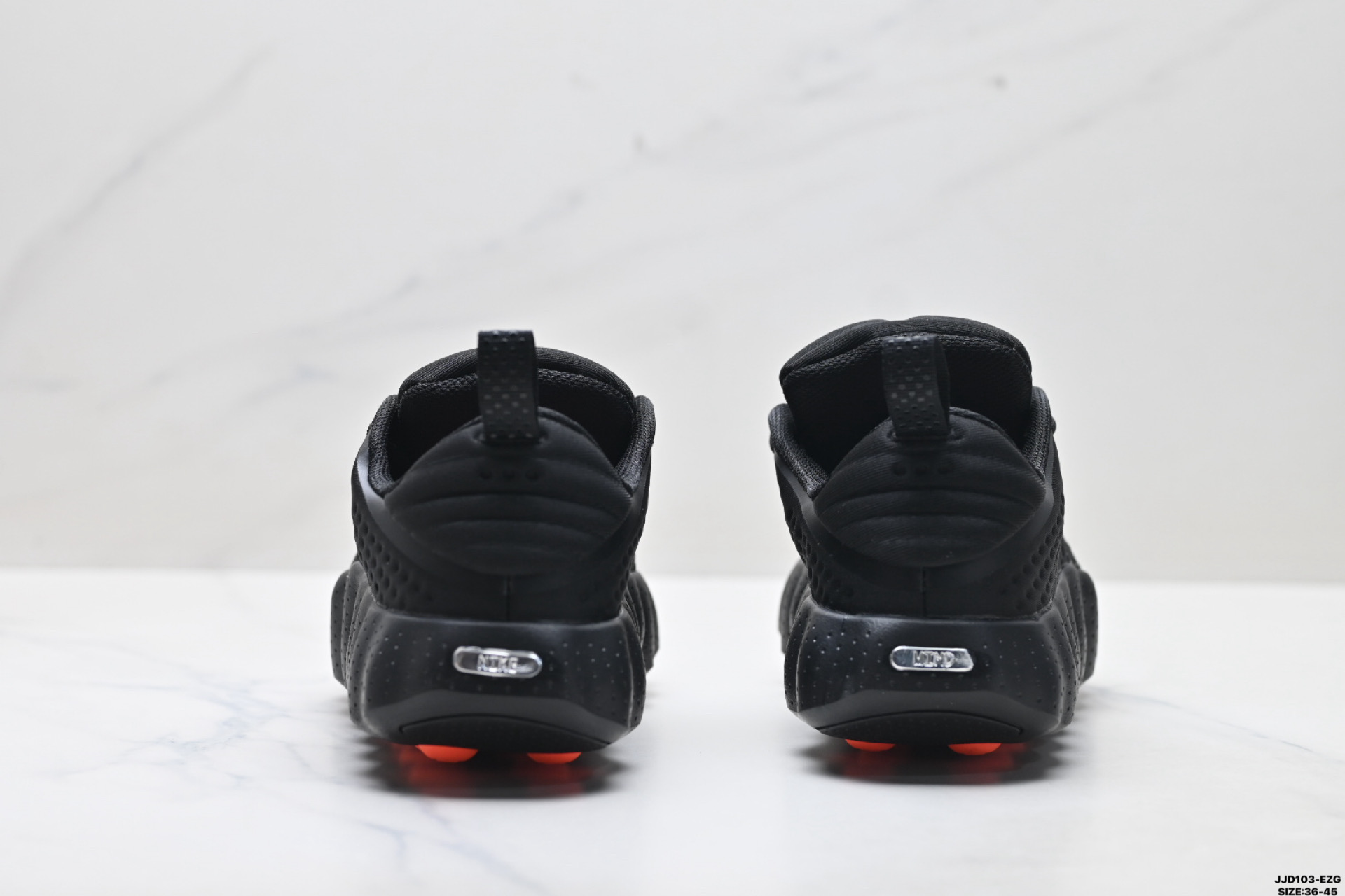 Nike Mind 002 パフォーマンストレーニングシューズ
