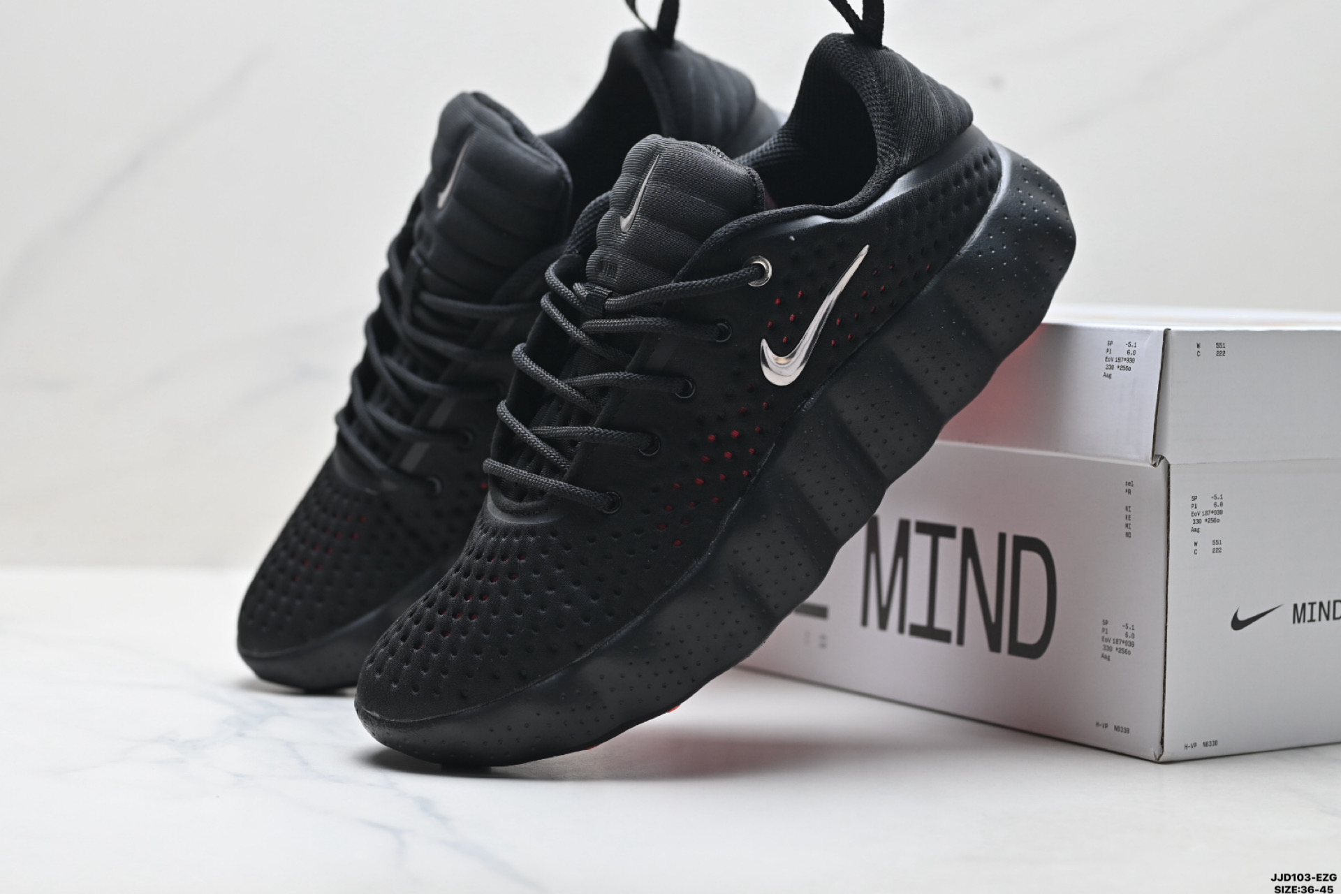 Nike Mind 002 パフォーマンストレーニングシューズ