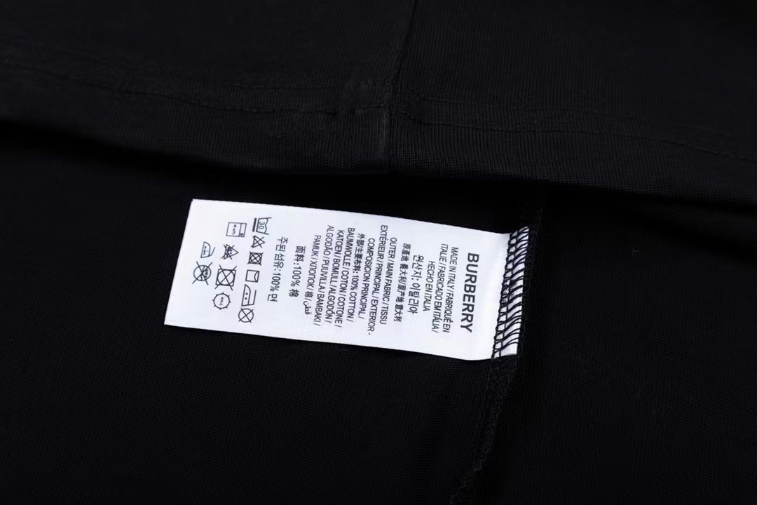 【BURBERRY旗艦店】バーバリー 半袖Tシャツ ご好評に付き再入荷！