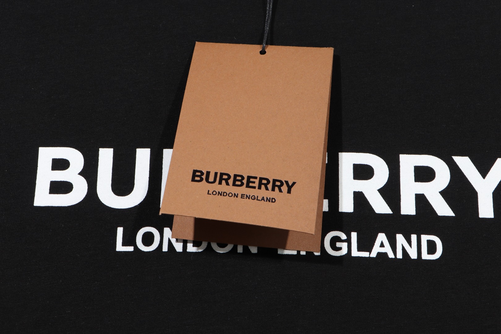 【BURBERRY旗艦店】バーバリー 半袖Tシャツ ご好評に付き再入荷！