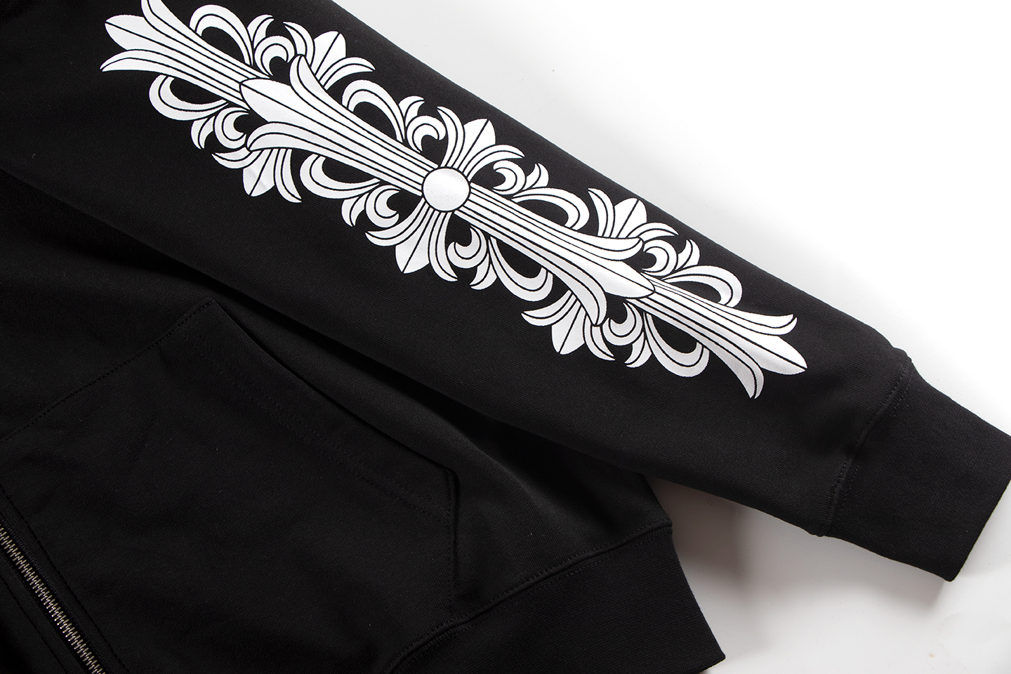 【CHROME HEARTS】クロムハーツ パーカー 男女兼用、ご好評に付き再入荷！