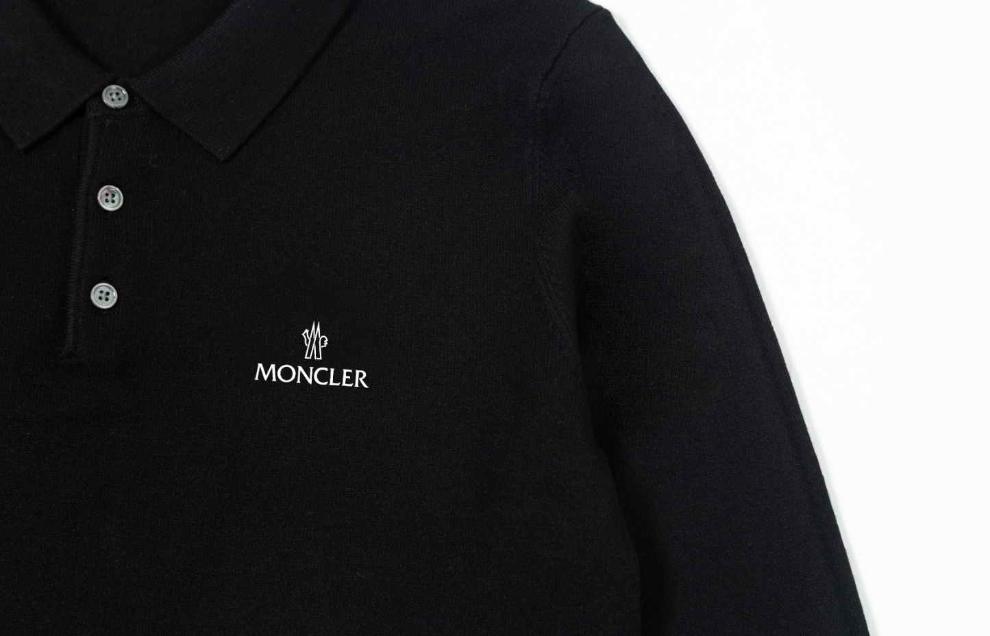 【MONCLER旗艦店】モンクレール セーター ご好評に付き再入荷！