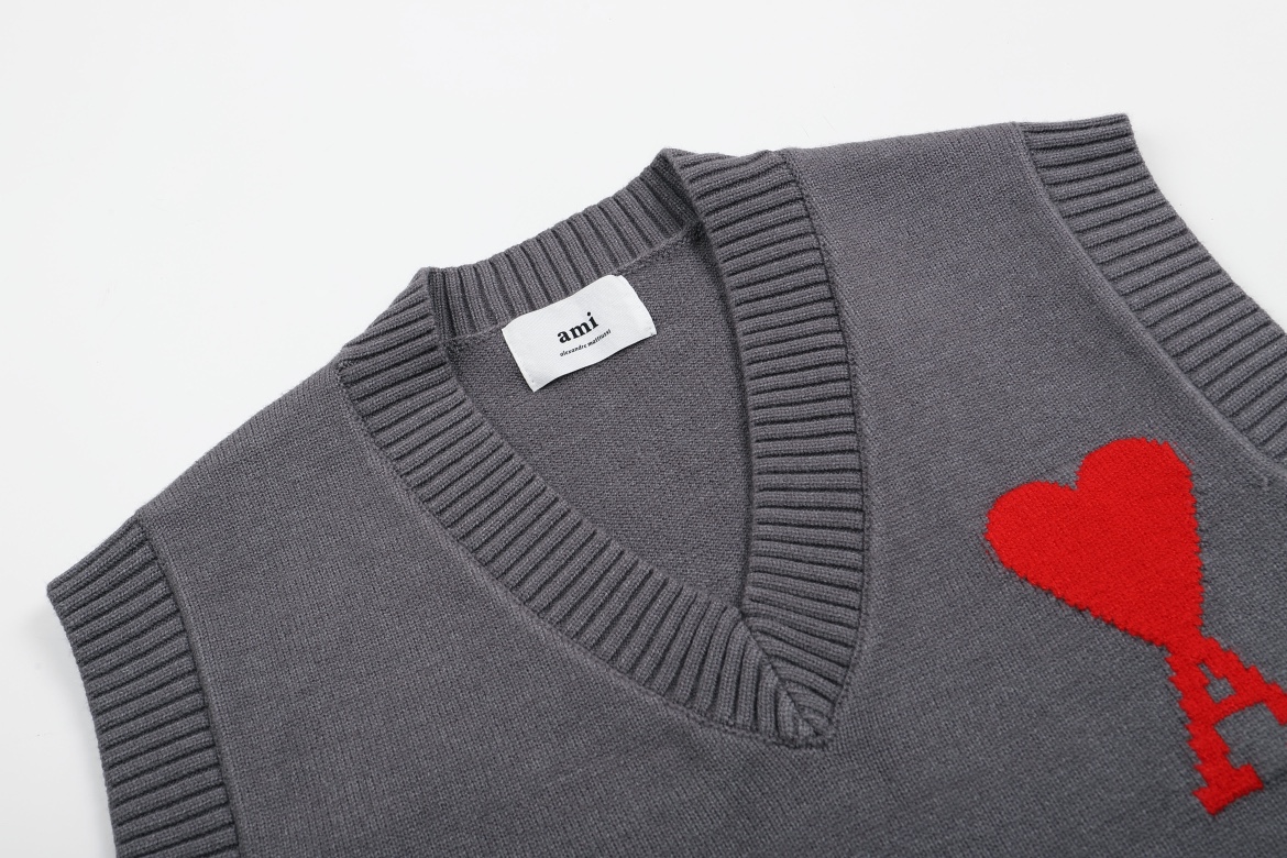 【AMI旗艦店】 ウールのベスト セーター 男女兼用 ご好評に付き再入荷！