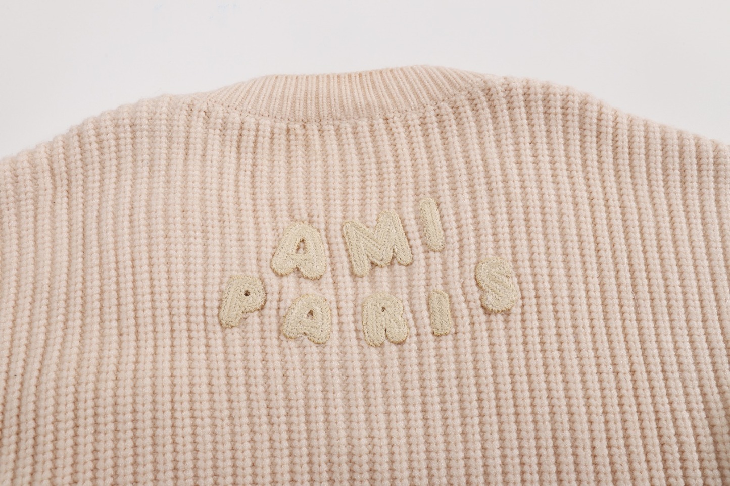 【AMI旗艦店】 ウールセーター 男女兼用 ご好評に付き再入荷！