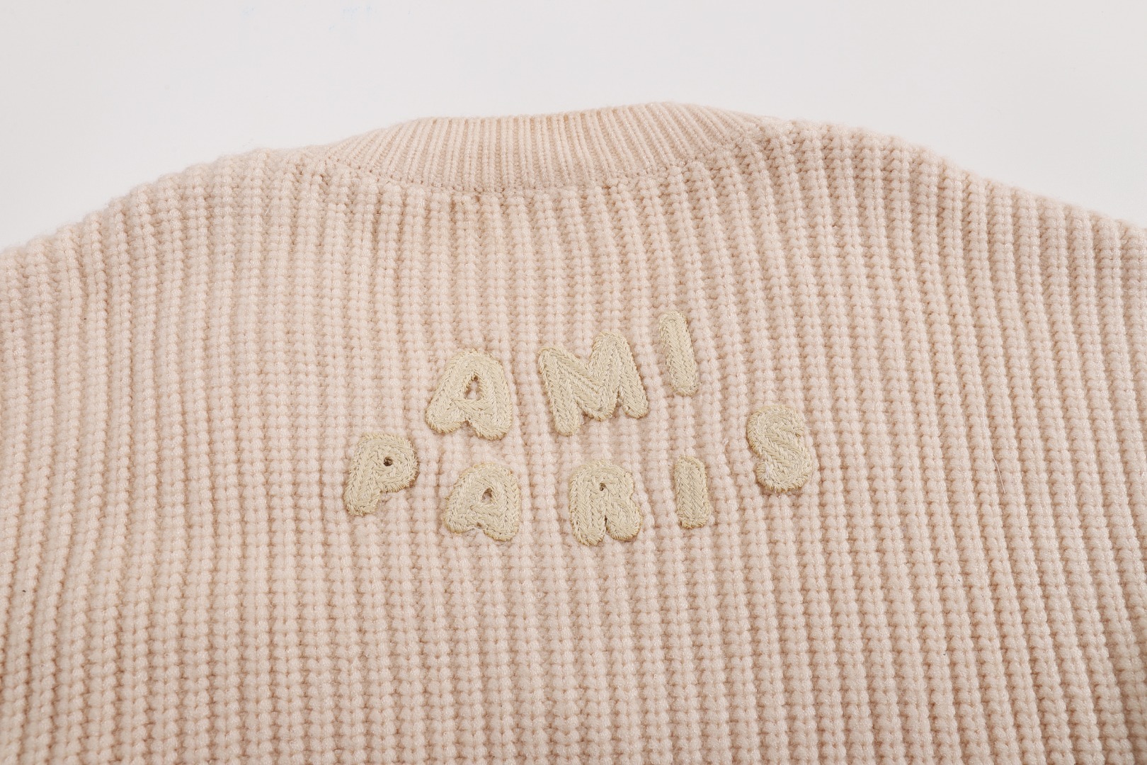 【AMI旗艦店】 ウールセーター 男女兼用 ご好評に付き再入荷！