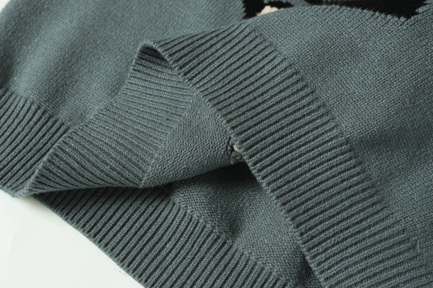 【GUCCI旗艦店】グッチ セーター ご好評に付き再入荷！